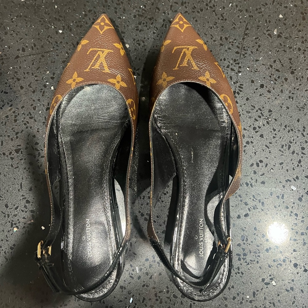 LV ballerina flats